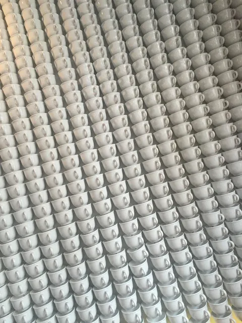 093